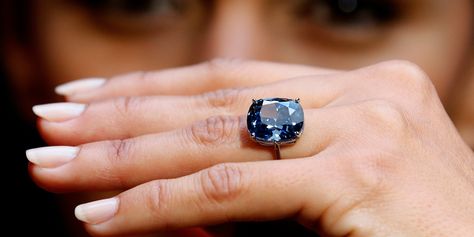 $55 million Blue Moon diamond headed to auction | LUXUO Blue Moon Diamond, Magnificent Jewels, Expensive Diamond, Flawless Diamond, Blue Diamond Ring, Gem Diamonds, Royal Jewels, Eternity Band Ring, Bling Rings