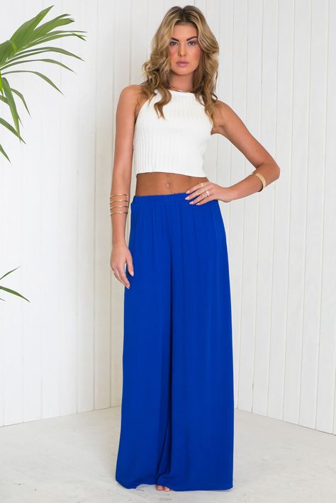 Blue Palazzo Pants Outfit, Palazzo Pants Outfit, Statement Tops, Stylish Blouses, Palazzo Pant, Wideleg Pants, Nice Outfits, Short Sleeve Tops, Blue Pants