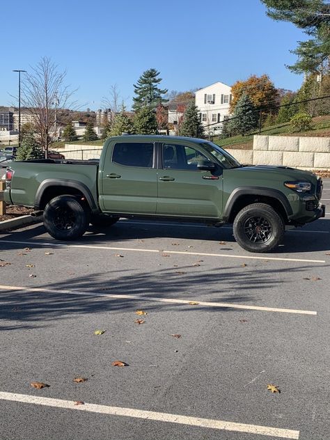 Toyota Tacoma Green, Green Truck, Pick Up Truck, Overland Tacoma, Toyota Tacoma 4x4, Tacoma 4x4, Tacoma World, Trd Pro, Tacoma Truck