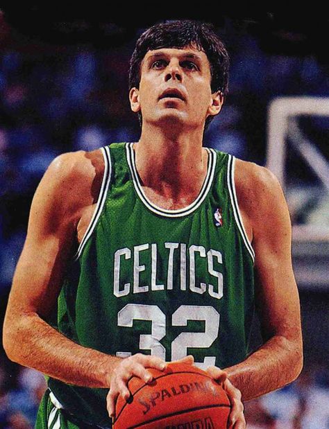 Kevin McHaleFrom Hibbing MN Boston Celtics Players, Boston Celtics Basketball, Celtics Basketball, Kevin Mchale, Celtic Pride, Basketball Baby, Basketball Photography, Nba Legends, Fenway Park