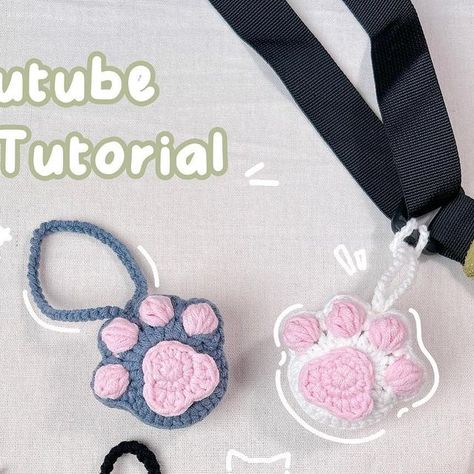 Paw Crochet, Crocheting Bag, Diy Beginner, Accessories Cute, Cute Diy, Youtube I, Cat Paw, Crochet Keychain, Cat Paws