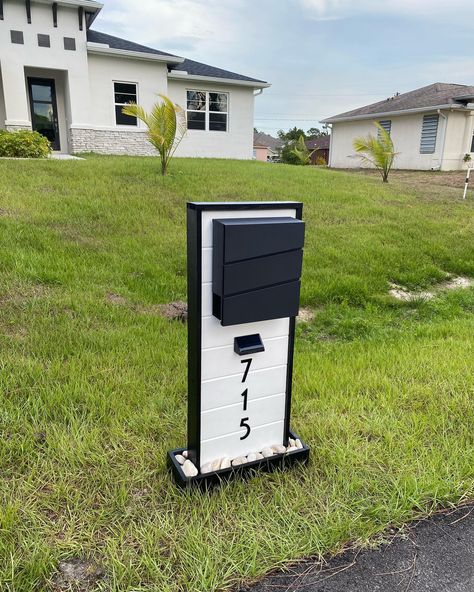 📬✨ Transform your curb appeal with our custom-made mailbox stands! Each set includes a stylish mailbox, solar lights for night-time visibility, and personalized house numbers. Plus, we ship directly to your doorstep! 🏡💌 #CustomMailbox #SolarLights #HomeDecor #FreeShipping Mailbox Stand, Custom Mailboxes, House Numbers, Solar Lights, Mailbox, Curb Appeal, Night Time, Solar, Lighting