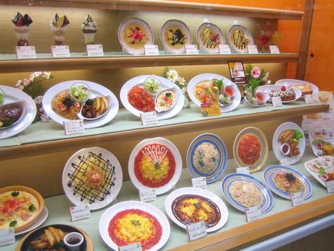 Tokyo Restaurant, Themed Cafes, Attract Customers, Food Display, Gifu, Japanese Restaurant, Japan Food, Fake Food, Booth Design