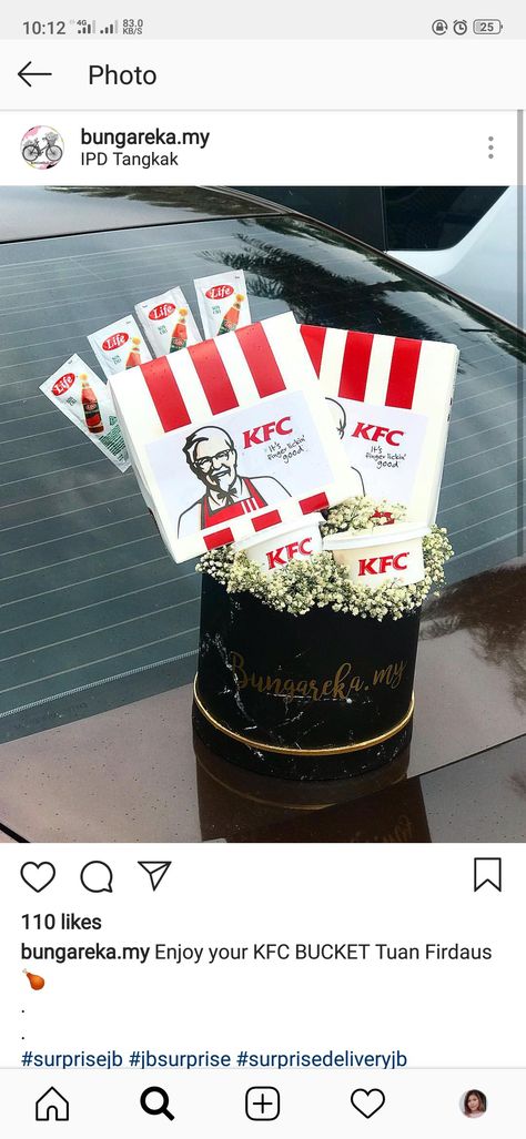 Kfc Bouquet, Veggie Bouquet, Bouquet Gift, Flowers Bouquet Gift, Birthday Idea, Balloon Flowers, Flowers Bouquet, Bouquets, Balloons