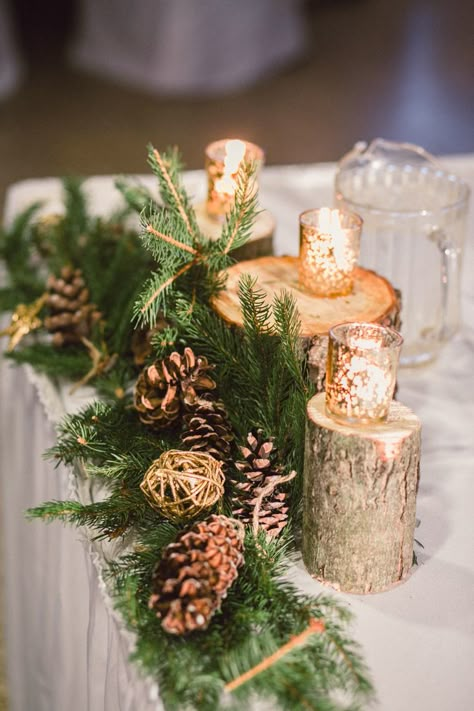 Diy Winter Wedding, Christmas Wedding Themes, Evergreen Wedding, Christmas Wedding Inspiration, Winter Wedding Table, Winter Wedding Centerpieces, Winter Bridal Showers, Rustic Winter Wedding, January Wedding