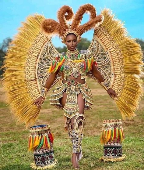 African Theme, Pan African, African Royalty, Beautiful Photoshoot Ideas, African Fashion Modern, Festival Costumes, African Queen, African Diaspora, Carnival Costumes