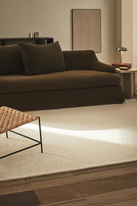 View All Rugs Home | ZARA United States Plain Rugs, Viscose Rug, White Sofas, Sisal Rug, Carpet Runner, Cotton Rug, Zara Home, Round Rugs, New Furniture