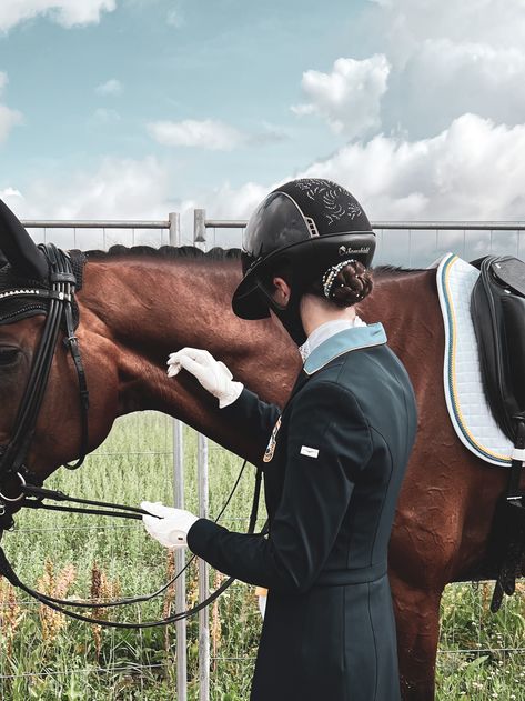 Horse Dressage Aesthetic, Eventing Aesthetic, Dressage Aesthetic, Dressage Competition, Horse Riding Aesthetic, Equestrian Dressage, Foto Inspo, Art Final, Horse Dressage