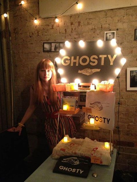 Ghosty Merch Table (marquis lights) Band Merch Ideas, Merch Display, Graduation Party Diy, Diy Display, Church Stage Design, Rock Wedding, Diy Bar, Band Merchandise, Stranger Things Season