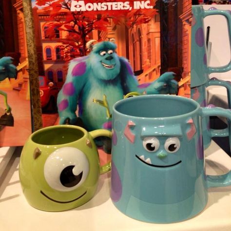 Mike And Sulley, Disney Coffee Mugs, Best Buddies, Monster Inc, Infp T, Disney Mugs, Tanah Liat, Pretty Mugs, Pottery Crafts