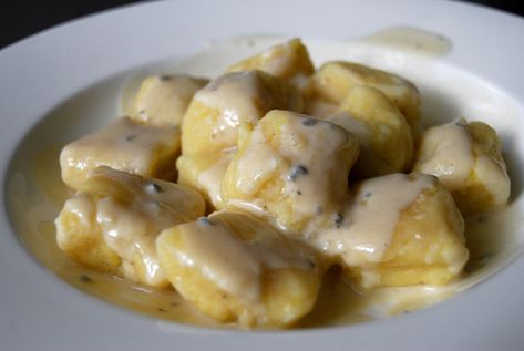 Gnocchi with Blue Cheese Sauce — Meike Peters | eat in my kitchen Sauce For Gnocchi, Cheese Gnocchi, Tomatoes And Cucumbers, Georgian Cuisine, Georgian Food, Homemade Pasta Recipe, Blue Cheese Sauce, Walnut Pesto, Homemade Gnocchi