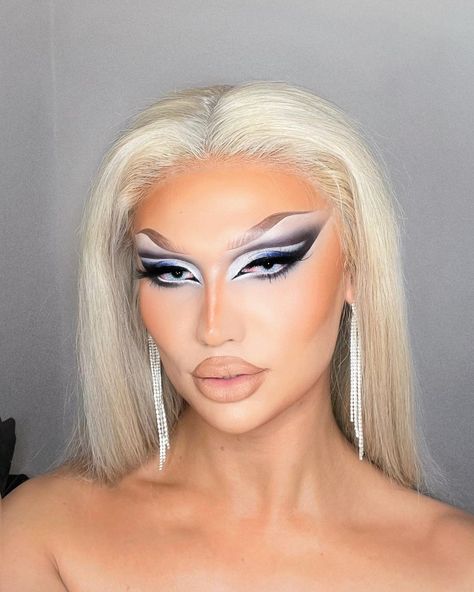 Drag Eyeshadow Looks, Easy Drag Queen Makeup, Drag Makeup Ideas, Drag Makeup Looks, Drag Hair, Unconventional Makeup, Makeup Ide, Drag Make-up, Drag Queen Makeup