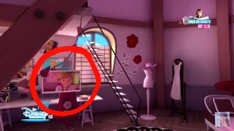 Marinette Bedroom Ideas, Marinette Room Aesthetic, Marinette Room, Marinette In Real Life Aesthetic, Marinette Room Real Life, Miraculous Marinette, Miraculous Ladybug Villains, Pole Dancing, Dinner Table