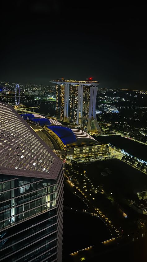 Singapore Airlines Aesthetic, Singapore Night Aesthetic, Singapore Night View, Singapore At Night, Singapore Aesthetic, Singapore House, Singapore Vacation, Singapore Trip, Flight Booking