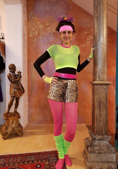 Kamping Kitsch Outfit, Ugly Outfits Funny, Kitsch Outfit, Kitsch Party, Workout Costume, 80s Workout Costume, School Spirit Week, 80s Party Outfits, 80s Workout