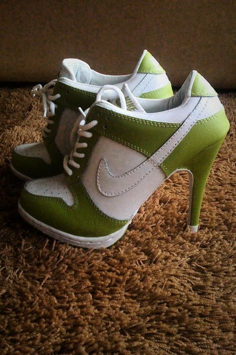 Nike High Heels, Nike Heels, Basket Style, Nike High, Shoes High Heels, Nike Air Jordans, Womens Shoes High Heels, Fashion High Heels, Crazy Shoes