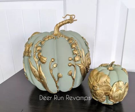 Create Elegant Pumpkins To Update Your Fall Decor | Hometalk Shabby Chic Fall, Decorative Pumpkins, Elegant Pumpkins, Fall Pumpkin Crafts, Pumpkin Uses, Home Decor Wallpaper, Fake Pumpkins, Art Coquillage, Pumpkin Spice Everything