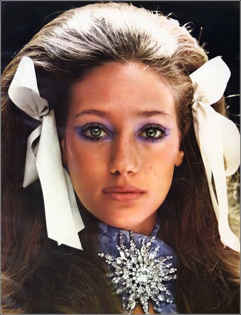 Marisa Berenson is wearing Flesh-Colored Frostling lipstick by Revlon, her hair caught up with two long ribbons by Laurent, photo by Arnaud de Rosnay, Vogue, October 15, 1969 Marisa Berenson, Grace Coddington, Vintage Editorials, 60s Hippie, Anthony Perkins, Elsa Schiaparelli, Seventies Fashion, 70’s Fashion, Vogue Us