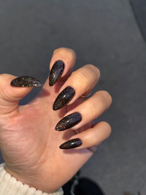 Black Galaxy Nails Acrylic, Galaxy Nails Designs, Black Sparkle Nails Acrylic, Black Galaxy Nails, Sparkly Black Nails, Black Sparkle Nails, Cosmic Nails, Galaxy Nail Art, Black Nails With Glitter