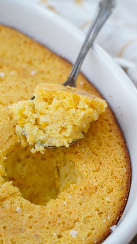 Savory Corn Pudding, Southern Corn Pudding, Cornmeal Pudding, Southern Corn, Corn Pudding Casserole, Corn Pudding Recipe, Cornbread Pudding, Jiffy Corn Muffins, Chocolate Raisins