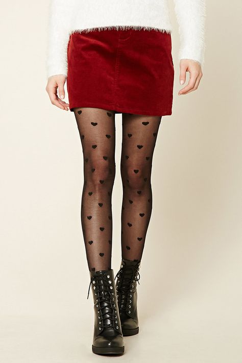 FOREVER 21 Heart Print Tights Heart Print Tights Outfit, Heart Stockings Outfit, Heart Tights Outfit, Tights With Hearts, Printed Tights Outfit, Fire Fashion, Heart Tights, Outfit Botas, Print Tights