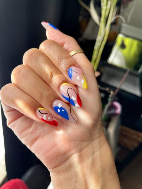 Minimal Abstract Nails, Fun Abstract Nails, Primary Colors Nails, Simple Abstract Nails, Abstract Nail Art Short Nails, Primary Color Nails, Fall Abstract Nails, Artsy Nails Designs, Abstract Acrylic Nails