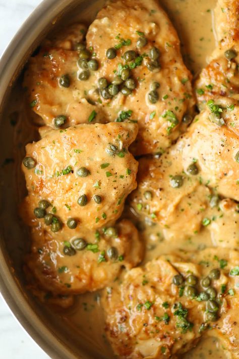 Chicken With Capers, Creamy Chicken Piccata, Damn Delicious Recipes, Chicken Piccata Recipe, Chicken Piccata, Chicken Dishes Recipes, Recipes Chicken, Cast Iron Skillet, Chicken Thigh Recipes