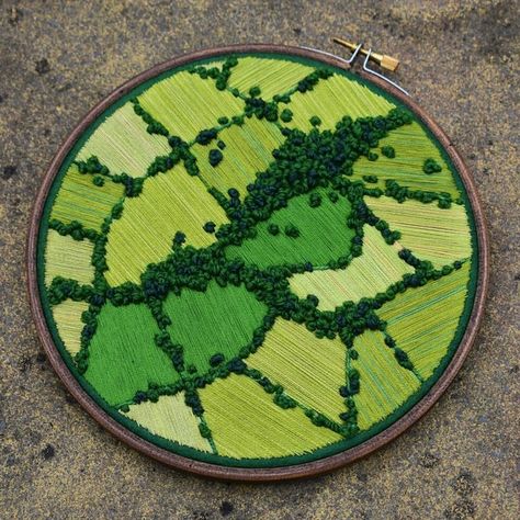 topography embroidery Landscape Embroidery, Embroidery Clothing, Knitting Embroidery, Knitting Club, Diy Things, French Knot, 자수 디자인, Embroidery Hoop Art, Embroidery Craft