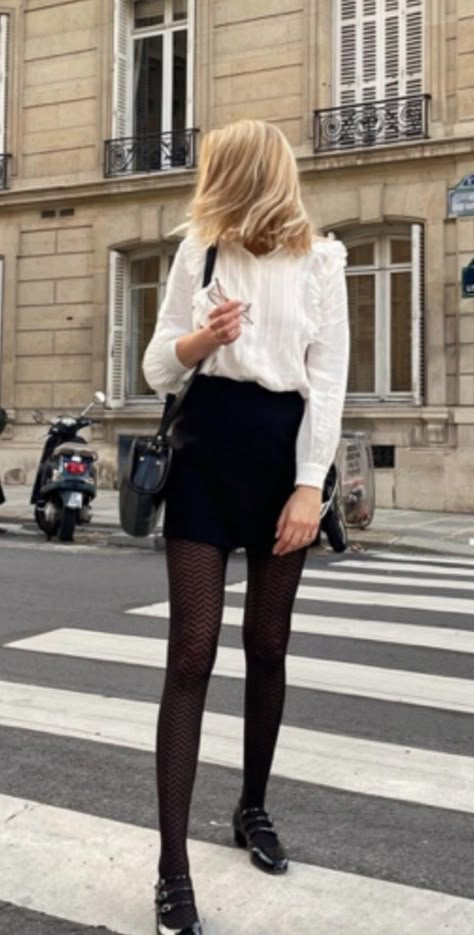 Mini Skirt Parisian Style, Parisian Chic Outfits Autumn, Chic Mini Skirt Outfit, French Rock Chic, Mary Janes Business Outfit, Carel Kina Shoes Outfit, Skirt With Mary Jane Shoes, Work Outfits With Tights, Fall Outfits Flats