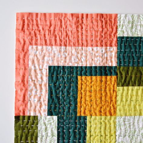 Modern Wall Hanging Quilts, Quilt Wall Art, Wall Hanging Quilt, Quilted Wall Hanging, Quilt Wall Hanging, Quilt Big, Cute Sewing Projects, Wedding Quilt, Miniature Quilts