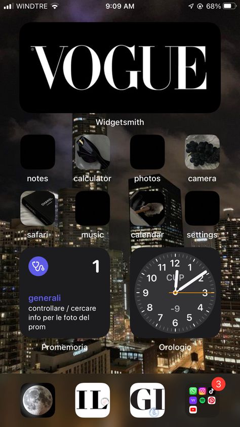 Phone Makeover, Home Screen Inspo, 16 Aesthetic, Monochromatic Background, Iphone Widgets, Gold Phone, Iphone Ideas, Iphone Theme, Home Lock Screen