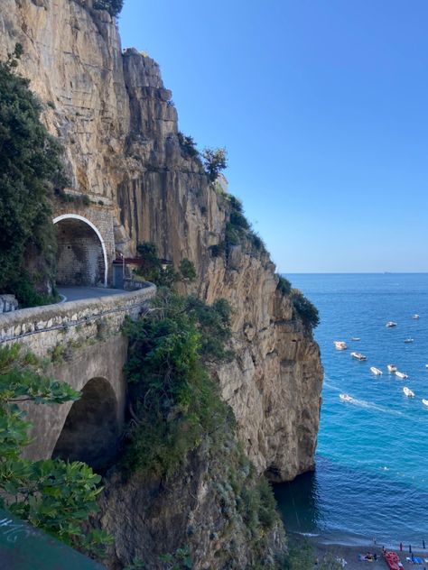 Picture of Blue water with the jagged cliff side in the Amalfi Coast, Positano Amafali Coast Italy, Almafi Coast Italy, Cliff Side, Amalfi Coast Positano, Positano Italy, Italy Trip, The Amalfi Coast, Travel Places, Italy Wedding