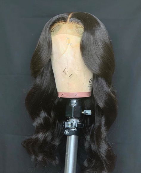 Wigs Aesthetics, Wigs On Mannequin Head, Hairstyles Birthday, Bundles Hairstyles, Pretty Wigs, Wigs Styles, Frontal Wig Hairstyles, Lace Fronts, Protective Hairstyles Braids