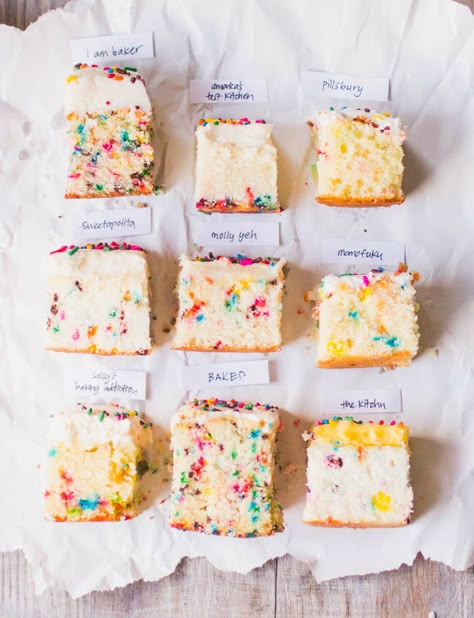 Best Funfetti Cake, Funfetti Cake Mix, Blueberry Lemon Cake, Cake Chocolat, Confetti Cake, Slow Cooker Desserts, Sprinkle Cake, Funfetti Cake, Cheesecake Cupcakes