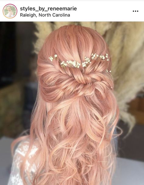 Pink Wedding Hairstyles, Pink Hair Wedding Brides, Pink Hair Wedding, Pink Hair Bride, Pink Wedding Hair, Wedding Preppy, Pale Pink Hair, Pastel Pink Weddings, Long Pink Hair