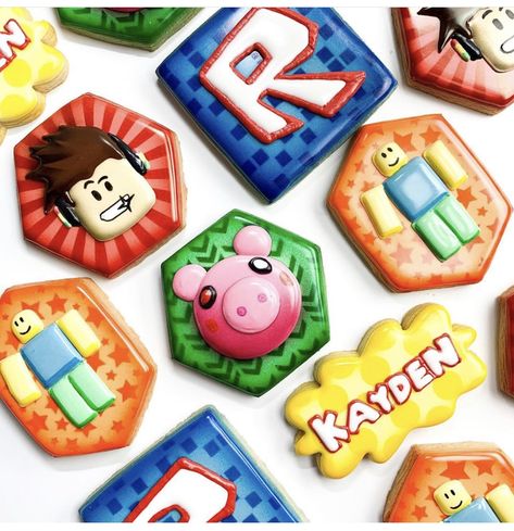 Roblox Cookies Ideas, Roblox Decorated Cookies, Roblox Birthday Cookies, Roblox Cookies Decorated, Roblox Cookies, Gamer Cookies, Kids Cookies, Roblox Party, Roblox Birthday