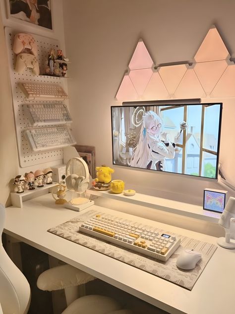 Desk Ideas Gaming, White Desk Setup, Cozy Gamer, Bedroom Ideas For Small Rooms Cozy, Gamer Room Decor, Pc Setups, Pc Table, Desk Inspiration, Bedroom Setup