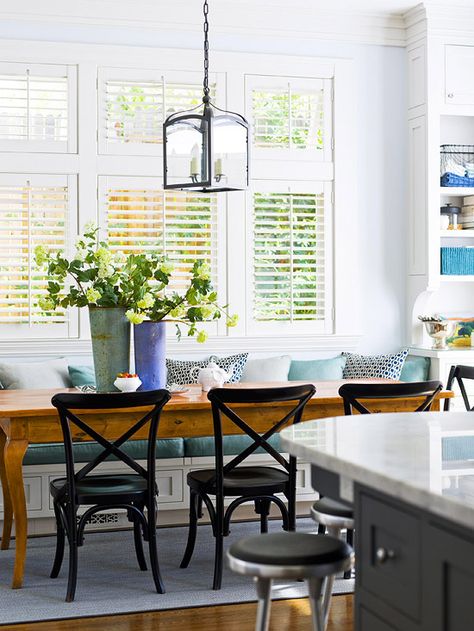 Another Banquette I love the long table!  #dining_table #banquette Kitchen Banquette, Narrow Table, Family Dining, Kitchen Nook, Dining Nook, Dining Room Inspiration, Eat In Kitchen, Breakfast Room, Kitchen Space