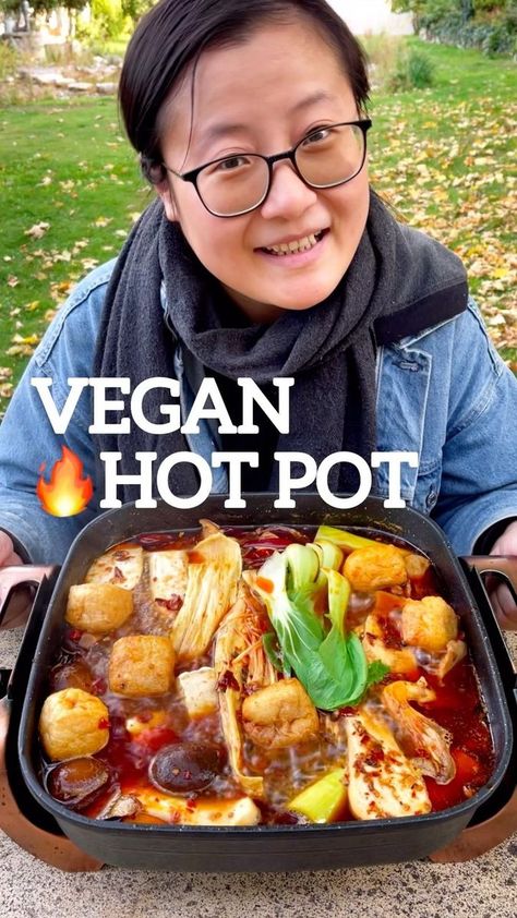 Vegan Hot Pot, Vegan Asian Food, Spicy Hot Pot, Hot Pot Recipe, King Oyster, Vegan Asian, Pak Choi, Chongqing, Chengdu