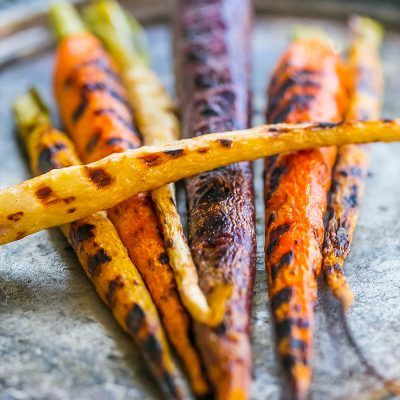 Pan Roasted Butter Carrots Cook Beautiful, Carrots In Oven, Carrots Sweet, Carrots Side Dish, Easy Baked Pork Chops, Colorful Carrots, Meal Plan Week, Butter Carrots, Grilled Fruit