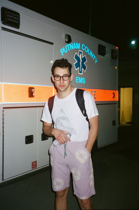 Jack Antonoff, Gay Dads, Pin Pics, Band Wallpapers, Women In Music, Indie Pop, The Perfect Guy, Bleachers, Fashion Images