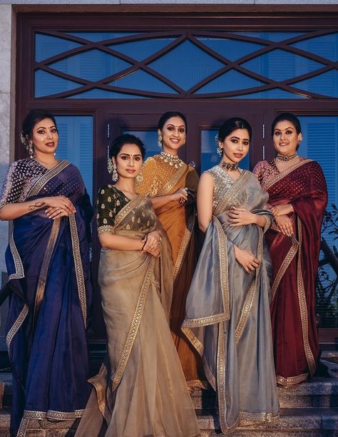 Aarti Ravi, Sabyasachi Sarees, Bridesmaid Saree, Saree Jewellery, Simple Sarees, Saree Designs Party Wear, Designer Saree Blouse Patterns, Wedding Saree Indian, Saree Blouse Designs Latest