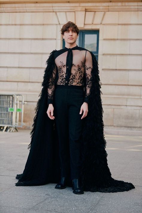 High Fantasy Mens Fashion, Flower Fantasy Outfit Male, Best Mens Met Gala Looks, Gala Male Outfit, Mens Couture Fashion, Male Couture Fashion, Men High Fashion Outfit, High Fashion For Men, High Fashion Outfits Men