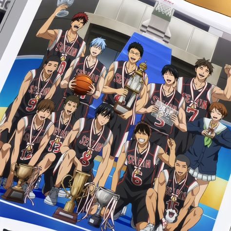 Kuroko No Basket Seirin, Basketball Manga, Doflamingo Wallpaper, Kuroko No Basket Characters, Slam Dunk Anime, Basketball Anime, Anime Dragon Ball Goku, Kuroko's Basketball, Haikyuu Characters