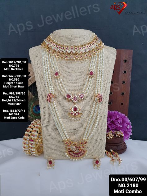 Moti Sets Jewellery On Saree, Priyanka Wedding, Traditional Maharashtrian Jewellery, Moti Jewellery, Moti Set, Mughal Jewelry, Maharashtrian Jewellery, Pearl Earrings Designs, Bridal Jewelry Sets Brides