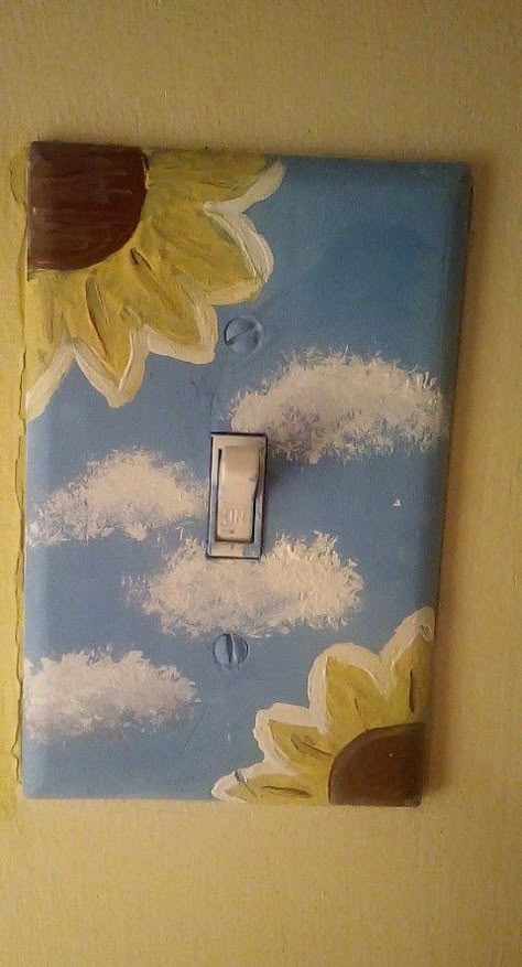 Painted Wall Outlets, Light Switch Covers Diy Paint Aesthetic Easy, Decorated Light Switch Covers, Painting Outlet Covers Ideas, Outlet Painting Ideas Aesthetic, Light Switch Painting Ideas Easy, Lightswitch Painting, Outlet Painting Ideas Easy, Lightswitch Ideas Painting