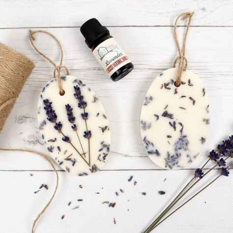 Lavender Essential Oil Scented Wax Tablets Wax Sachet, Wax Tablet, Handmade Christmas Crafts, Essential Oil Scents, Christmas Gift Decorations, Dried Lavender, Scented Wax, Floral Scent, Lavender Essential Oil