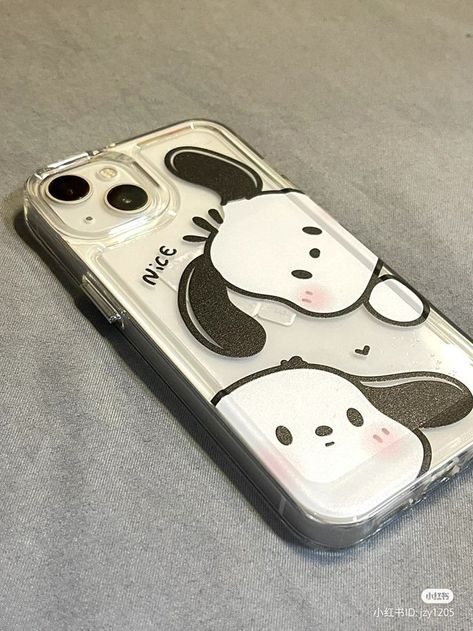 Pochacco Phone Case, Dr Phone, Phone Case Diy Paint, Diy Phone Case Design, Creative Iphone Case, Collage Phone Case, Pretty Iphone Cases, Pretty Phone Cases, Stylish Phone Case