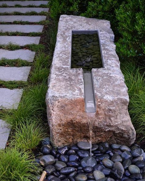 Pondless Water Features, Outdoor Wall Fountains, Tropical Landscape Design, Crazy Paving, Wall Fountain, Water Features In The Garden, Garden Pool, Tropical Landscaping, Water Feature