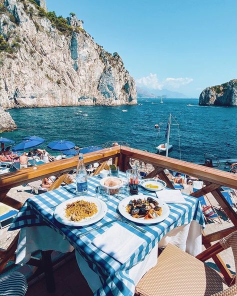 pinterest @kassidycorbin ✰ Capri Italia, Capri Island, Capri Italy, Italy Aesthetic, Italian Summer, Nature Landscape, Amalfi Coast, Travel And Leisure, Italy Travel